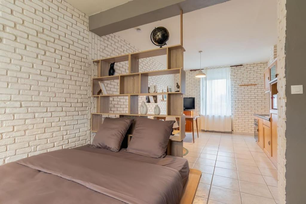 Le Graphite Apartment Auboue ภายนอก รูปภาพ