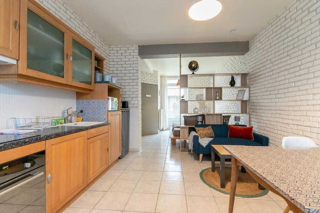 Le Graphite Apartment Auboue ภายนอก รูปภาพ